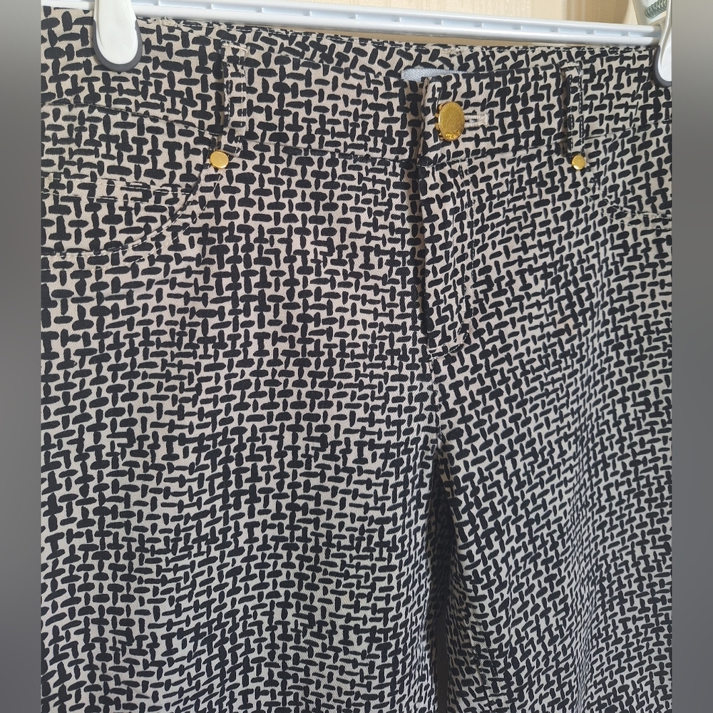 DKNY size 6 pants - Picture 2 of 6